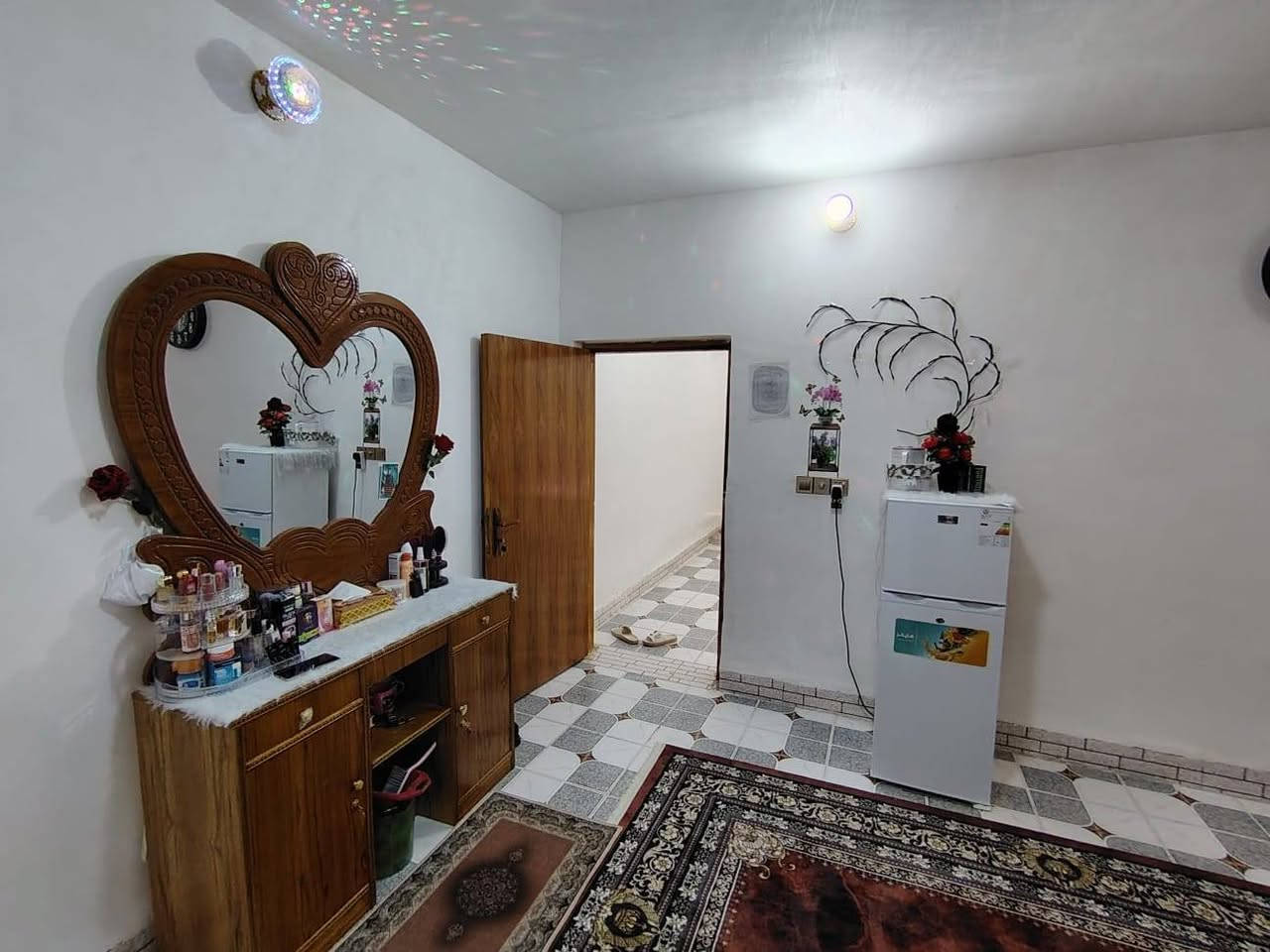 بيت البيع مساحه 100طا ابقين
اساس وسقف صب كونكريت 
بناء، جناي عنوان البيت مقابل قريه الغدير عمود 282الستفسار ‏‪***********
