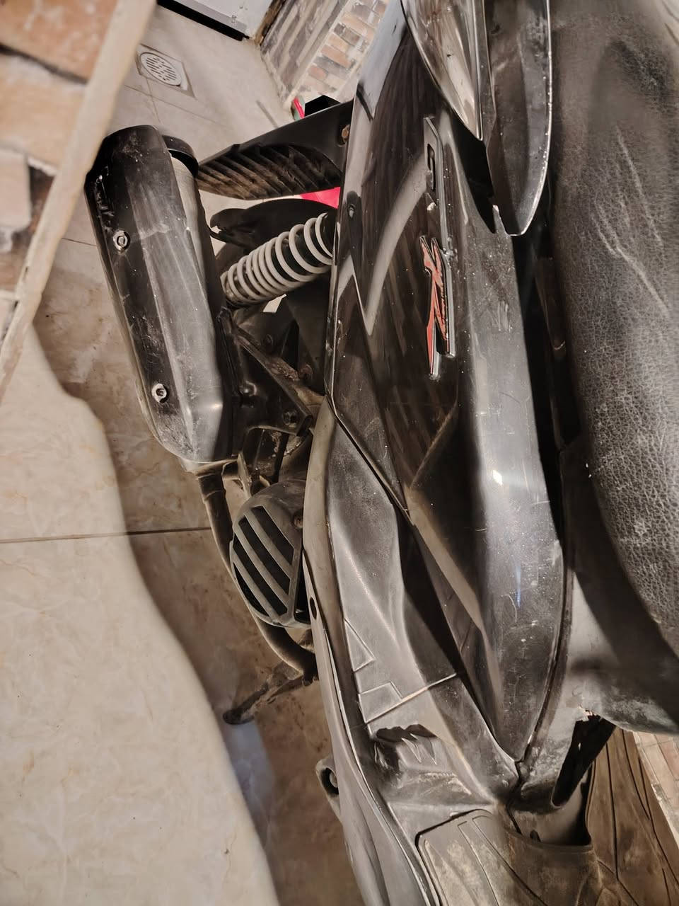 سلام عليكم دراجه ثعلب للبيع شغاله سلف و هندر كهرابايت شغاله الكيلو متر شغال كلشي مابيه مكاني الكاضمية السعر450 وبيه مجال ***********
