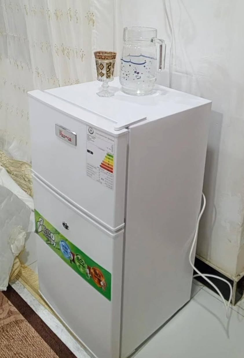 اغراض بيت كلهن جديد مكلف بنشرهن ناس محتاجه وهذا رقم صاحب البيت ***********
