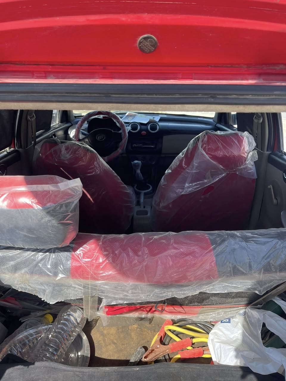 السلام عليكم أليفان 320البيع  موديل 13. سياره كله شغله كهربيات مابيه اي نقص تدفئه تبريد    عنًوان حله    سعر 38او بيه مجال   رقم ***********
