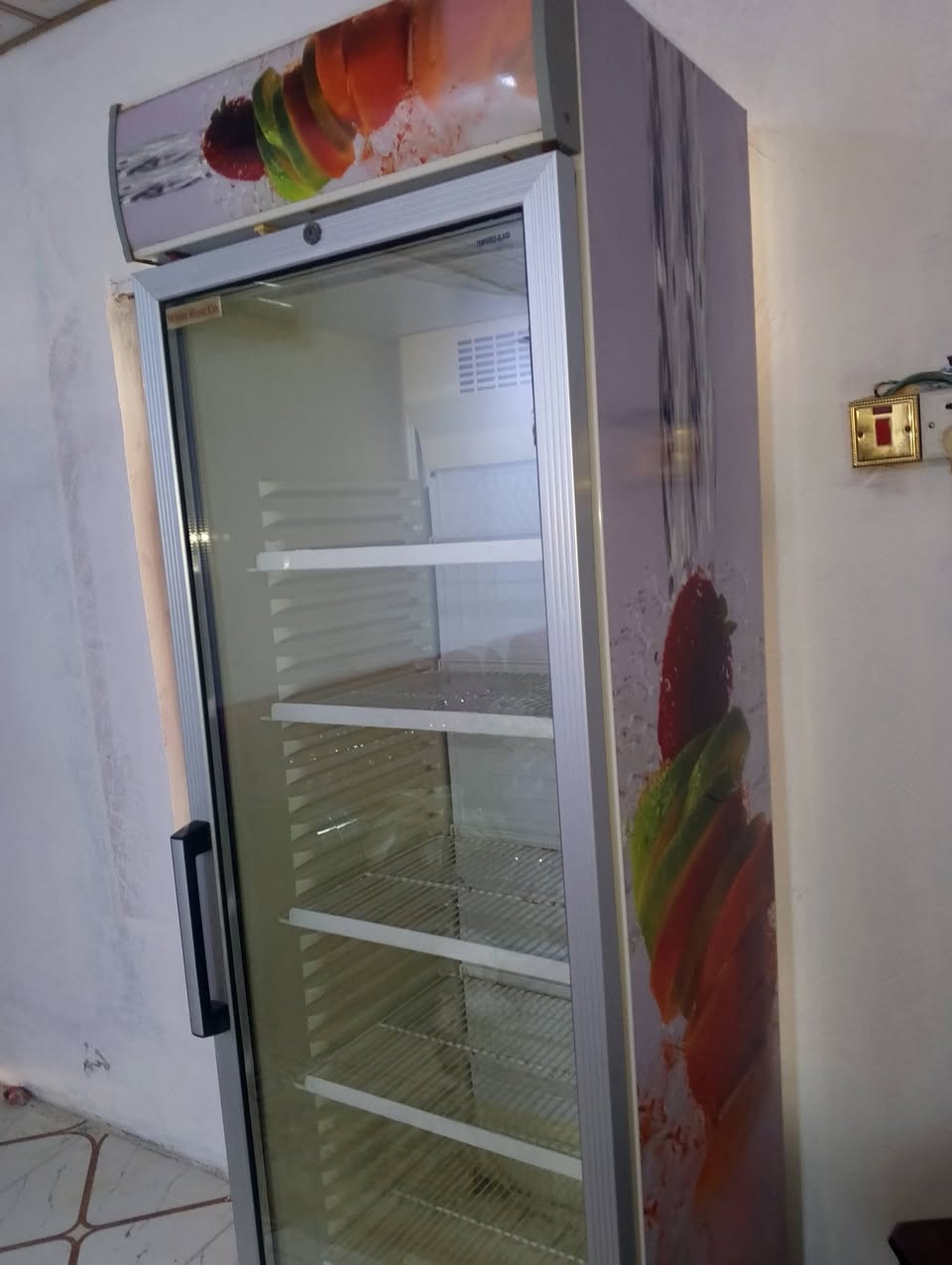 للبيع ***********
عنواني بصره امن الداخلي
