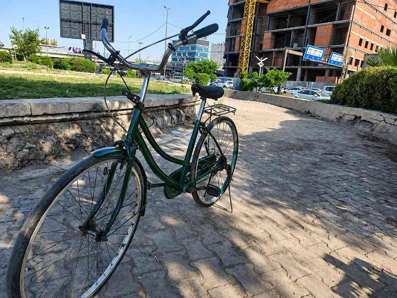 بايسكل بناتي للبيع 🚲
لون أخضر زيتوني، حجم 26
بريك جديد، إطارات جديدة، هيكل سليم
نظيف ومرتب وجاهز للركوب البريك الامامي يحتاج فقط سيم
السعر: 70,000 دينار
للتواصل: [*********** ]بايسكل بناتي للبيع 🚲
لون أخضر زيتوني، حجم 26
بريك جديد، إطارات جديدة، هيكل سليم
نظيف ومرتب وجاهز للركوب
السعر: 70,000 دينار 
للتواصل: [*********** ] مكاني بغداد الوشاش

