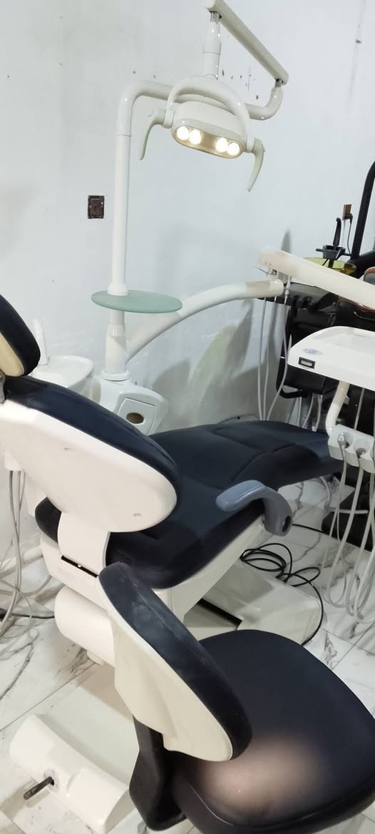 #للبيـــــــــع_كرســــــــــي أسنان مستعمل نوع Hurol  بسعر  مناسب /نشكر ثقتكم بمكتب  / الهادي دنت مستعدون 
°نقل عيادات الأسنان داخل وخارج بغداد

°تأهيل/صيانة /فتح /نصب كافة كراسي
الأسنان

بيع وشراء جيرات مستخدمه وجديده 

دوشمة كافة كراسي الأسنان
تخطيط وتأسيس عيادات الأسنان  

*********** / ابو هادي / عنوان بغداد  باب الثالث جزيرة بغداد السياحيه
