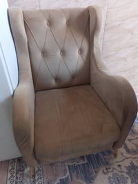 تخم قنفات 8 مقاعد  للاستفسار 07709025378  السعر 200