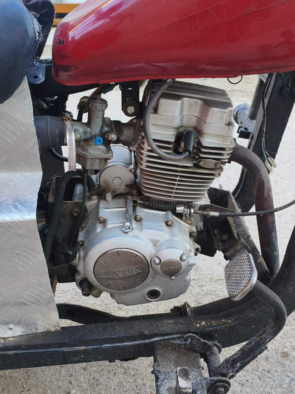 ستوتة MTR موديل 2015 للبيع
مصبوغة عام صبغ جمالي ومعمّرة
ويل أمامي جديد
تاريات جدد
المحرك ما مفتوح 
كهربائيات جديدة بالكامل
الأوراق أصولية (خمسة)
السيارة جاهزة وما تحتاج شي
وخير من الله
📍 العنوان: بغداد – المدائن
💰 السعر: 750 وبيها مجال بسيط
📞 رقم الهاتف: ***********
