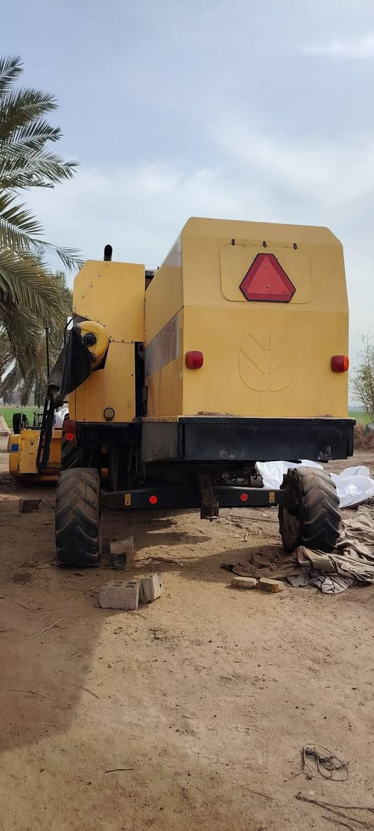 حاصوده للبيع قايش حجم5040 حره مشتغله 2،300 مكفوله كفاله عامه رقم سليمانيه وضع شركه تايرات شركه عنوان نجف ***********
