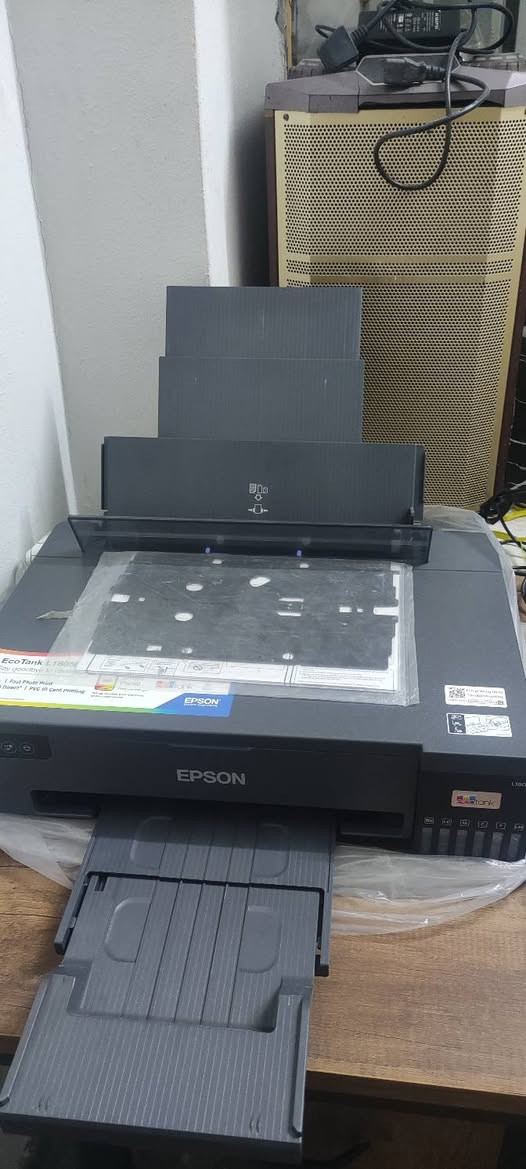 طابعات اخو الجديد استعمال قليل للبيع 
Epson 5890 تطبع A4
Epson 18050 تطبع A3
Canon cp 1300 wifi طابعة صور حراري
مكاني الموصل وموجود توصيل 
الشراي يراسل او يخابرني عالرقم 
***********
