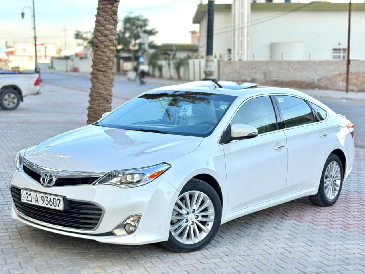 افلون 2013 خليجيه 
السعرر(215)وبيها مجال بسيط
فول موصفات لمتد مكفوله كفاله عامه حتى دعامية فقط صبعين تعديل بارد بيها گير محرك كفاله مامفتوح ماشيه ١٤٠ الف كيلو حقيقي سياره خالية من رصعات وشخوط رقم سليمانية سنوية ورقم وهزه وبراد كلها جديد 
مكاني كركوك داخل مدينة
*********** كركوك, العراق
