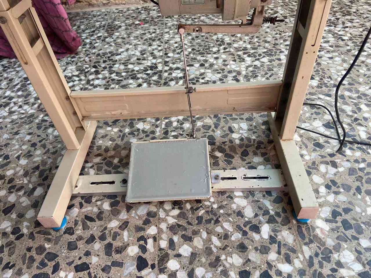 ماكنة خياطه نوع جيمس نظيفه وشغاله بسعر 150
مكاني بغداد مدينة الصدر رقمي ***********
