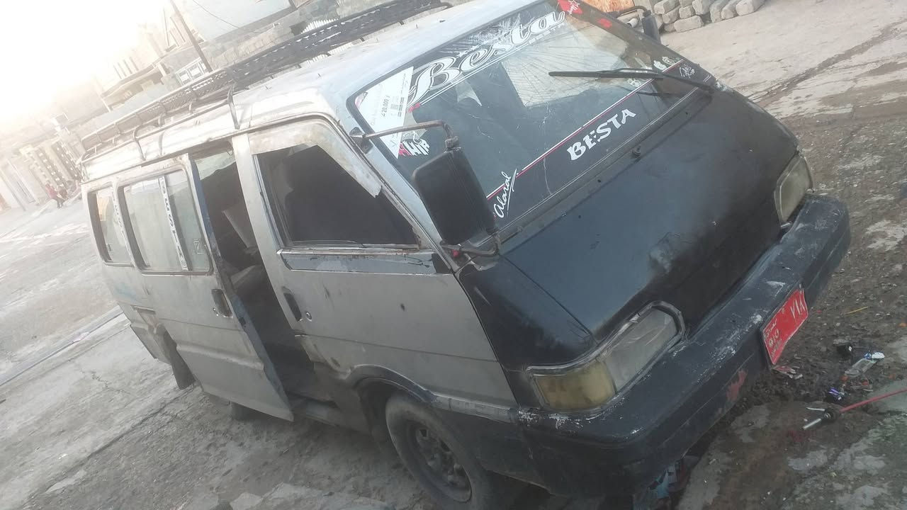 كيا بستم رقم احمر مكينه وقير شرط سعرها 15 اذا اكو بريجه معارض ما يخال***********
