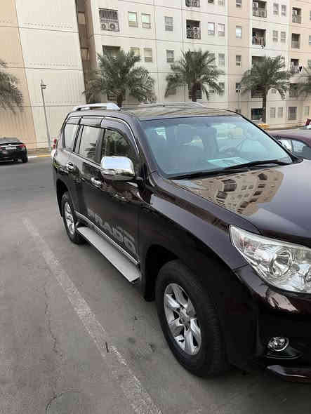 السلام عليكم برادو 2012 كويتي 6 سلندر مكفوله كفاله عامه كير مكينه تبريد خير من لله دواخل حلوه ماشيه 165 حقيقي السياره بيهة شبر بالدعاميه صبغ فقط دبل تانكي السعر 270 بيهة مجال للشراي 
ملاحظات السياره 
شخوط عدد 3 فقط واحد باب السايق وواحد باب خلفي وواحد بالباب مال جنطه 
سياره حلوه وناعمه وخير من الله 
للتواصل على الرقم *********** متواجد واتس اب
