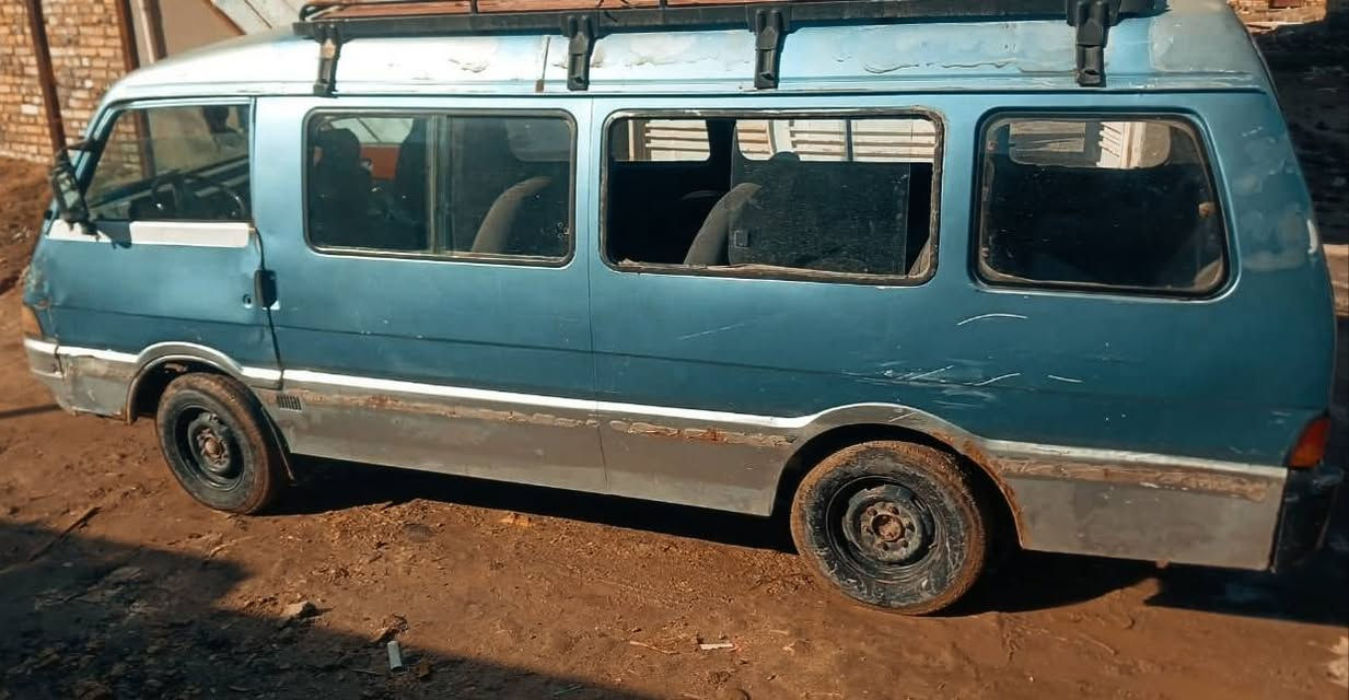 كيه اسيا موديل 1995 رقم انكليزي نجف متجدده لسنه 2029 بشهر ال11 سياره مجفته قبل شهر خير من الله اكسل وكير ومكينه خير من الله وتخم تايرات جدد وباتري  وكهربائيات  وحداديه عوزه دوشمه ارضيه والسياره باسمي واني من بابل ومصفره هيئه وغرامات متواجد على الرقم ‏‪0780 127 2438‬‏
