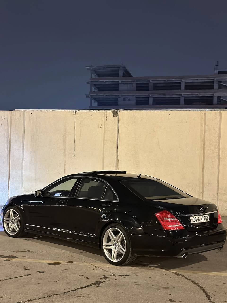 السلام عليكم مارسدس اس كلاس S500 خليجي وكالة كفالة عامة السيارة ماشية 160 الف كيلو فول مواصفات واحد على واحد موديل 2007 محدثه 13 تحديث اصلي وعندي الفديوات مال تحديث صفر مسج السيارة وادامة كاملة من بلكات ونوزلات هنة والمساطر وايرفلو وبراد دهن ولف حماوة وراديتر جديد بالكارتونة وجوينات وماي اصلي ودهن كير ومكينة وفلات وضاغطة وقايش شنو ابالك مبدلة تايرات ويل تخم جدد وعندي كلهن مصورهن
مواصفات
بانوراما
رادار امامي
حساسات امامي خلفي
نايت فجن ( ناظور ليلي )
لايت داينمك
كراسي كهرباء امامي خلفي
كراسي منفصلة خلفية
ماوس خلفي
تبريد خلفي منفصل
خمس بردات
بوب شفط
محرك 5000 ما مفتوح ومكفول هوة والكير
رقم وهزة جدد تروح تحول باسمك باي مرور تريد مكاني بغداد سعر السيارة 208 ورقة وبيهة مجال حك الجية السيارة جديدة وما ماشية وبلادية متتقارن بغيرهة
***********
