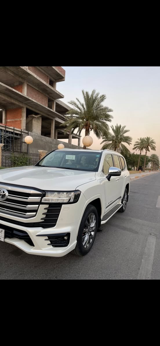 لاندكروز البيع 
موديل 22
رقم بغدادبسمي
شركه ساز
ماشيه 69كم
السعر 65
***********
