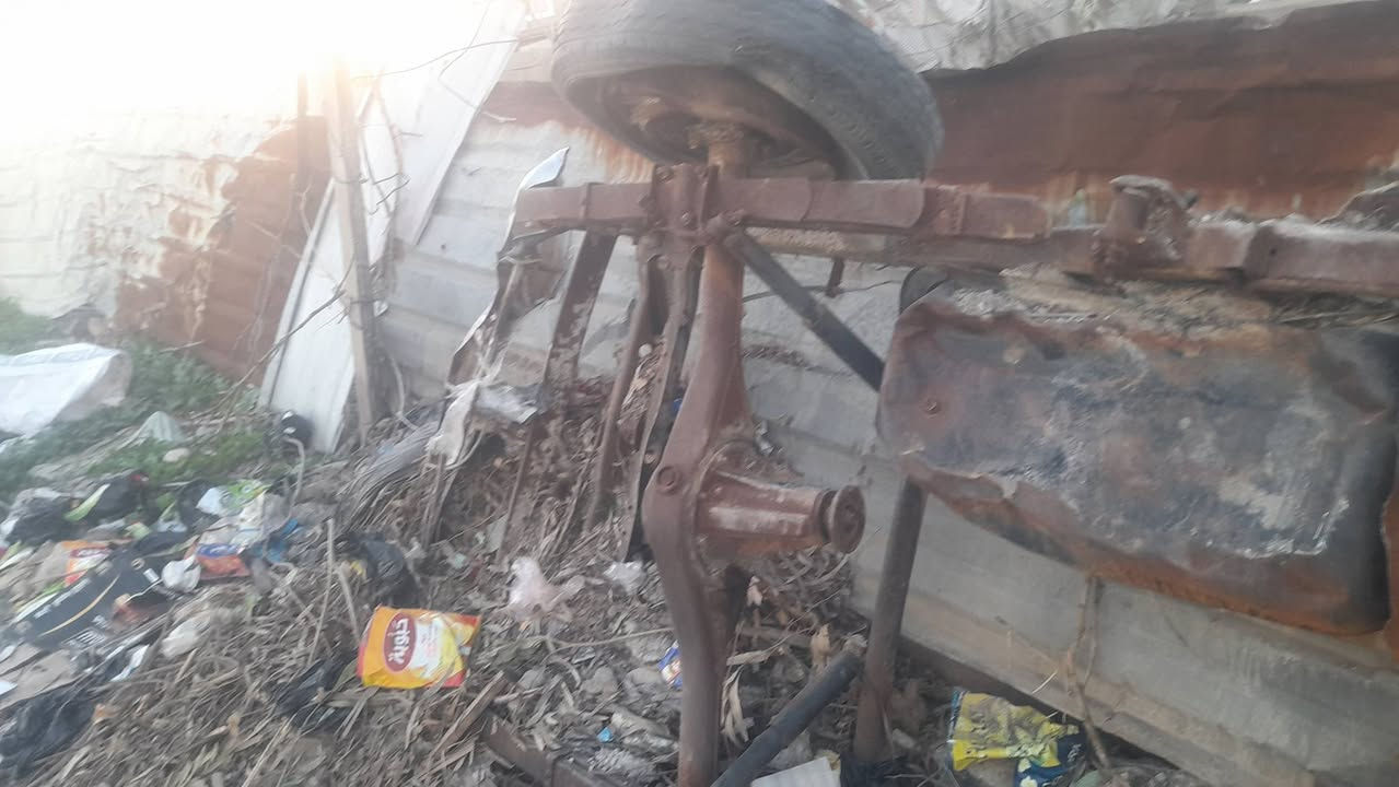 سلام عليكم اخوان هاي سياره للبيع مثل ما موضح اريد ابيعهة على رمضان بيش تفيدكم بالكيلو ماعرف


**إذا كنت صاحب هذا الإعلان وتريد حذفه لأي سبب، رجاءا أرسل رسالة إلى الدعم الفني**