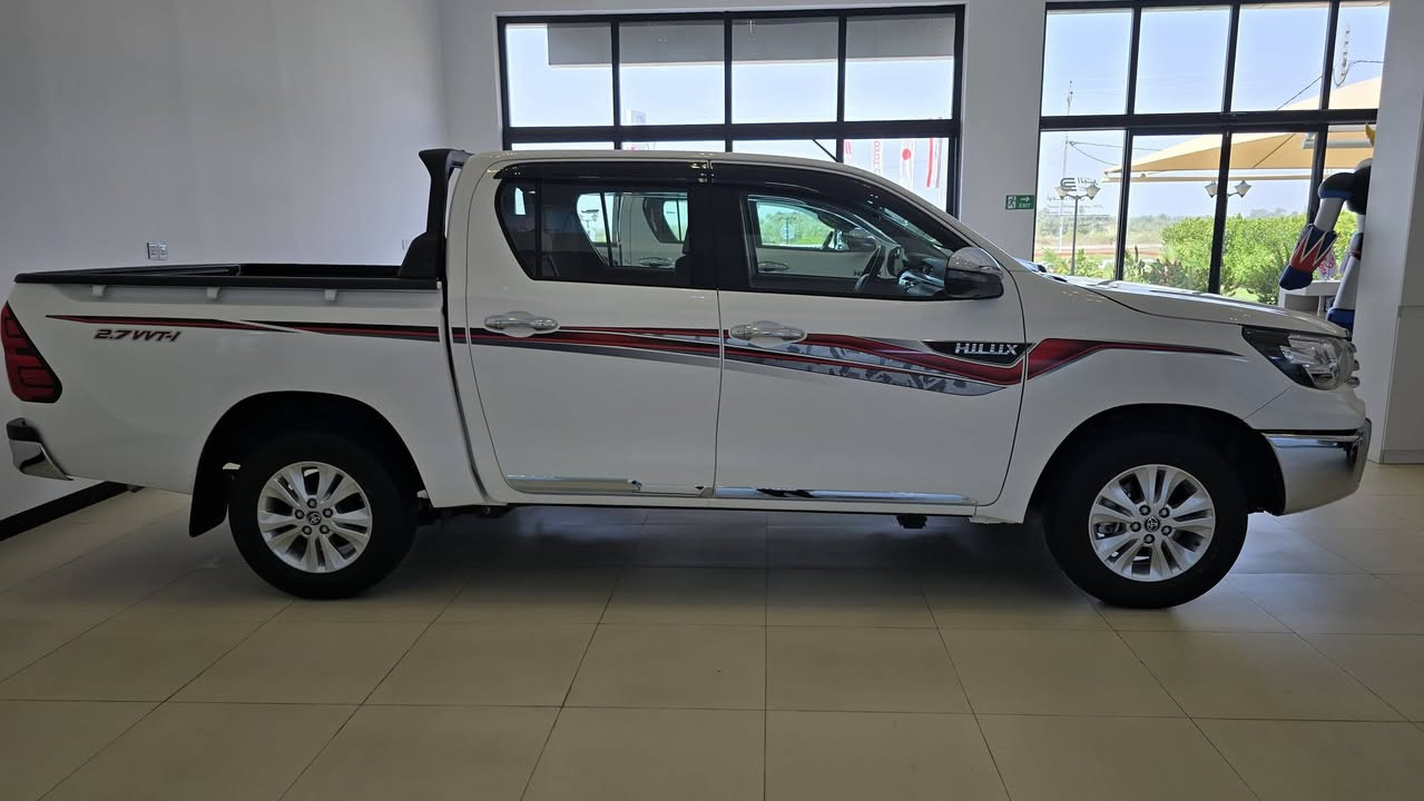 هايلوكس موديل 2025 زيرو للبيع 
متوفر كير اوتوماتيك و كير عادي 
العنوان واسط_ نعمانية 
للاستفسار يرجى الاتصال على الرقم: ***********
