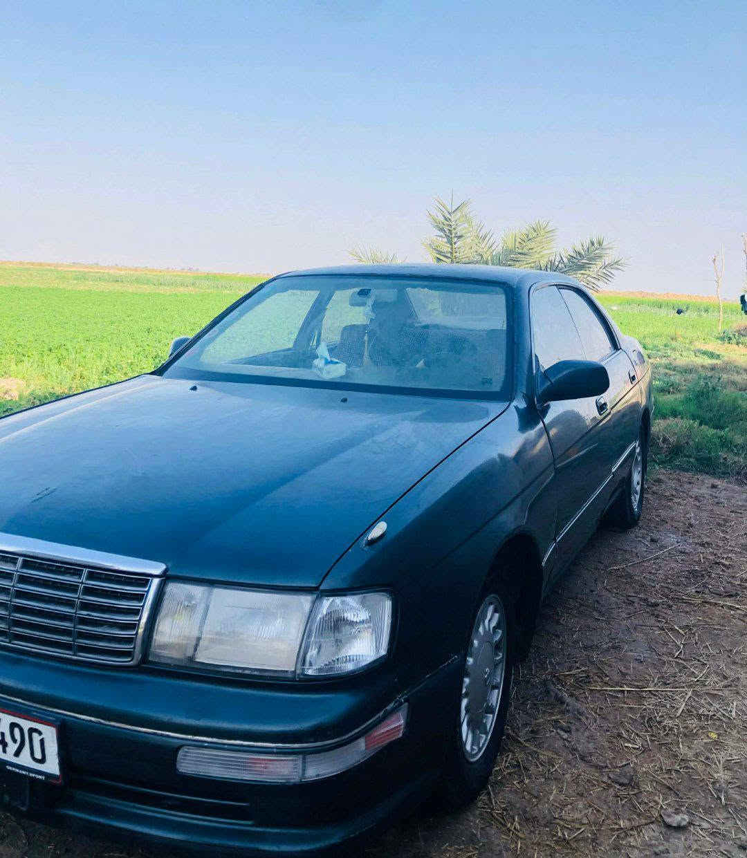 السلام عليكم سياره للبيع بطه متصل نضيفه  مكفولة من الكصه ونقل جثه والعيب الشرعي مديل ٩٤ رقم بغداد انكليزي سنويه لل٢٠٣٠ مداور لمته ما تريد كير مكينه حداديه خير من الله سعر ٤٠ ورقه وبيها مجال للشراي مكاني ذي قار الرفاعي للاستفسار هاذا رقمي ***********

