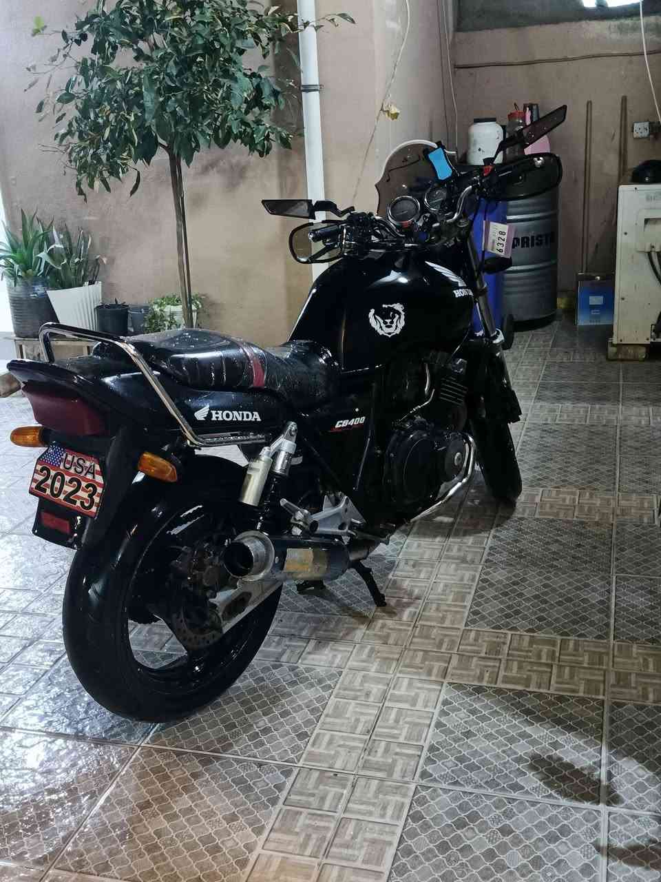 دراجه للبيع سيبي 400محرك مفتوح بس بل شرط***********دراجه ماشالله فول اي نقص ما بي
