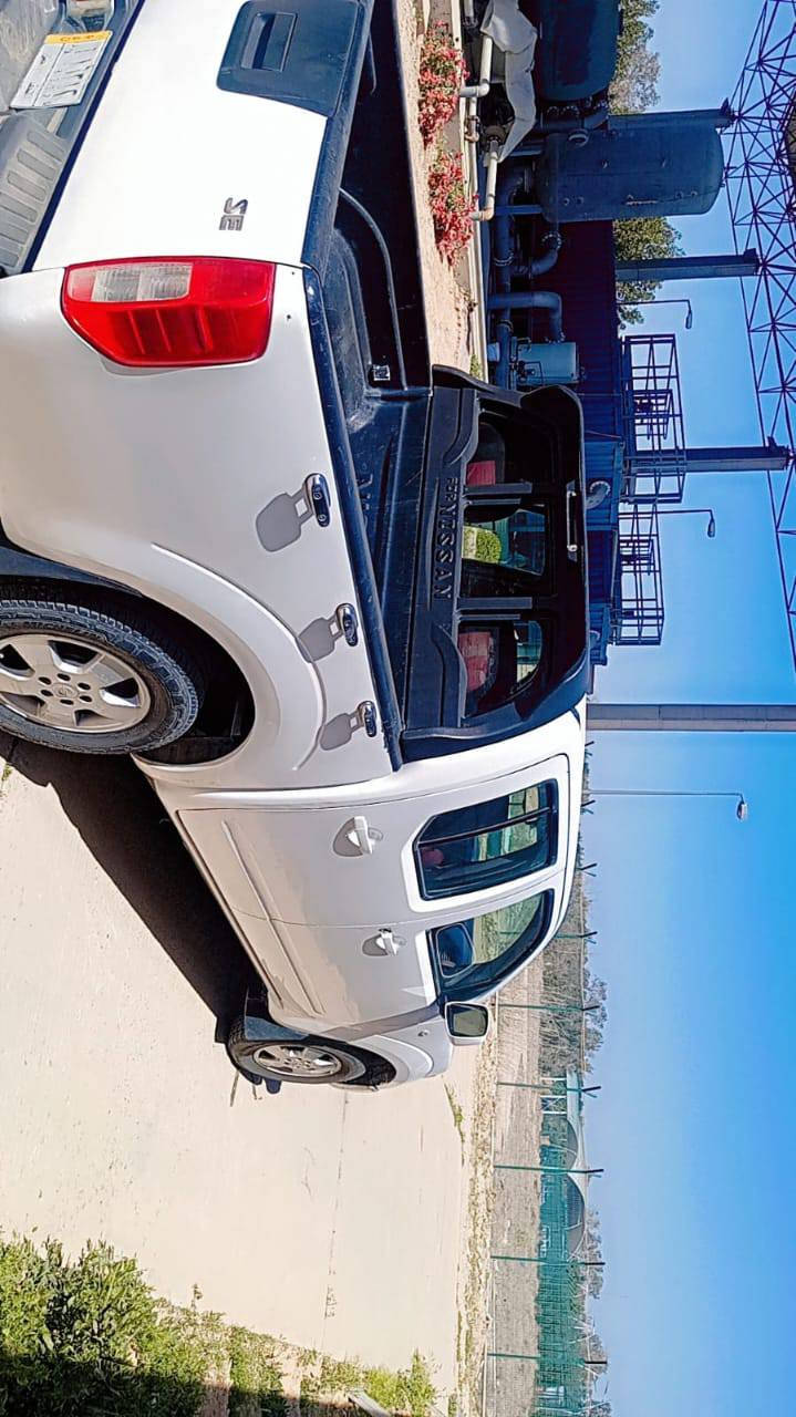 السلام عليكم سياره نيفاره موديل 2014 مكفوله كفاله عامه 
بيهه صبغ صفحت السايق اثر شخوط للجماليه فقط السياره 
جديده تدفئه تبريد ثلج تخم تاير جديد مكينه وكير كفاله 
مداور شوكت ما يعجبك مكان السياره الديوانيه قظاء غماس
سعر السياره 115 وبيهه مجال قليل 
للاستفسار الاتصال على الرقم.  ***********
