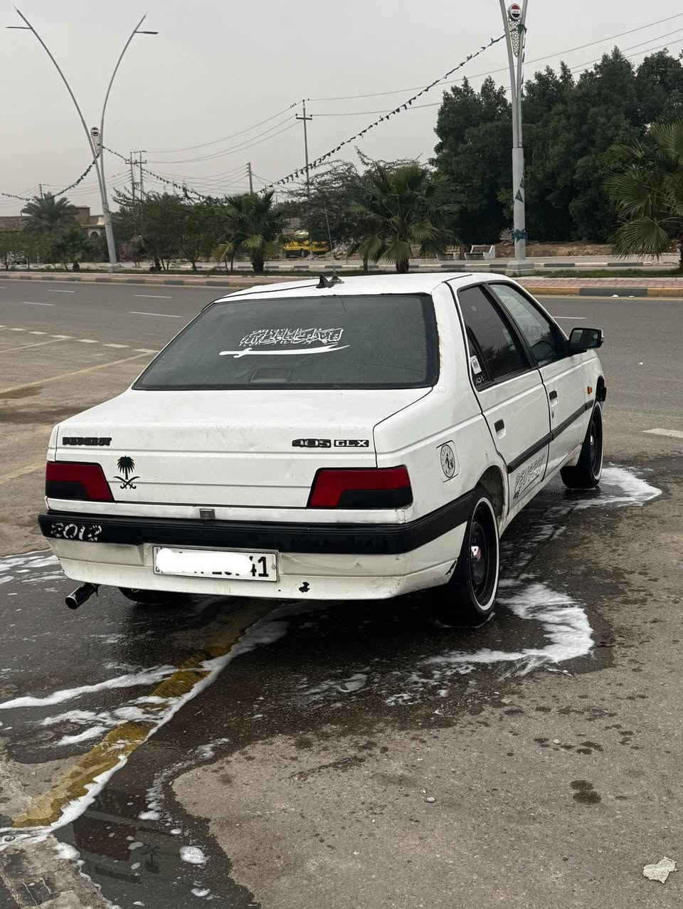 السلام عليكم 
بيجو 405 موديل 2012 للبيع 
السياره كلش نضيفه تبريد تدفئه 
مكينه و كير خير من الله لا تبخير لاتنقيص
تايرات جدد 

السعر 48 وبيها مجال

خياسات ماكو 

السيارة ب اسمي 
المكان البصره - الزبير 
***********
