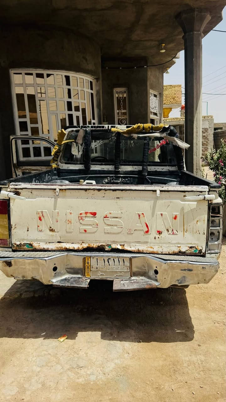 بيك اب نيسان موديل 87  
رقم مثنى تريد وكاله تريد تحويل 
محرك بحاله جيدة كير شويه يحتاج ترتيب 
الكشر شوف لعين
دوخل نضيفه 
اراوس بسيارة انضف وانطي فرق
مكاني بصرة قرنة السعر 23 وبيها مجال قليل 
***********
