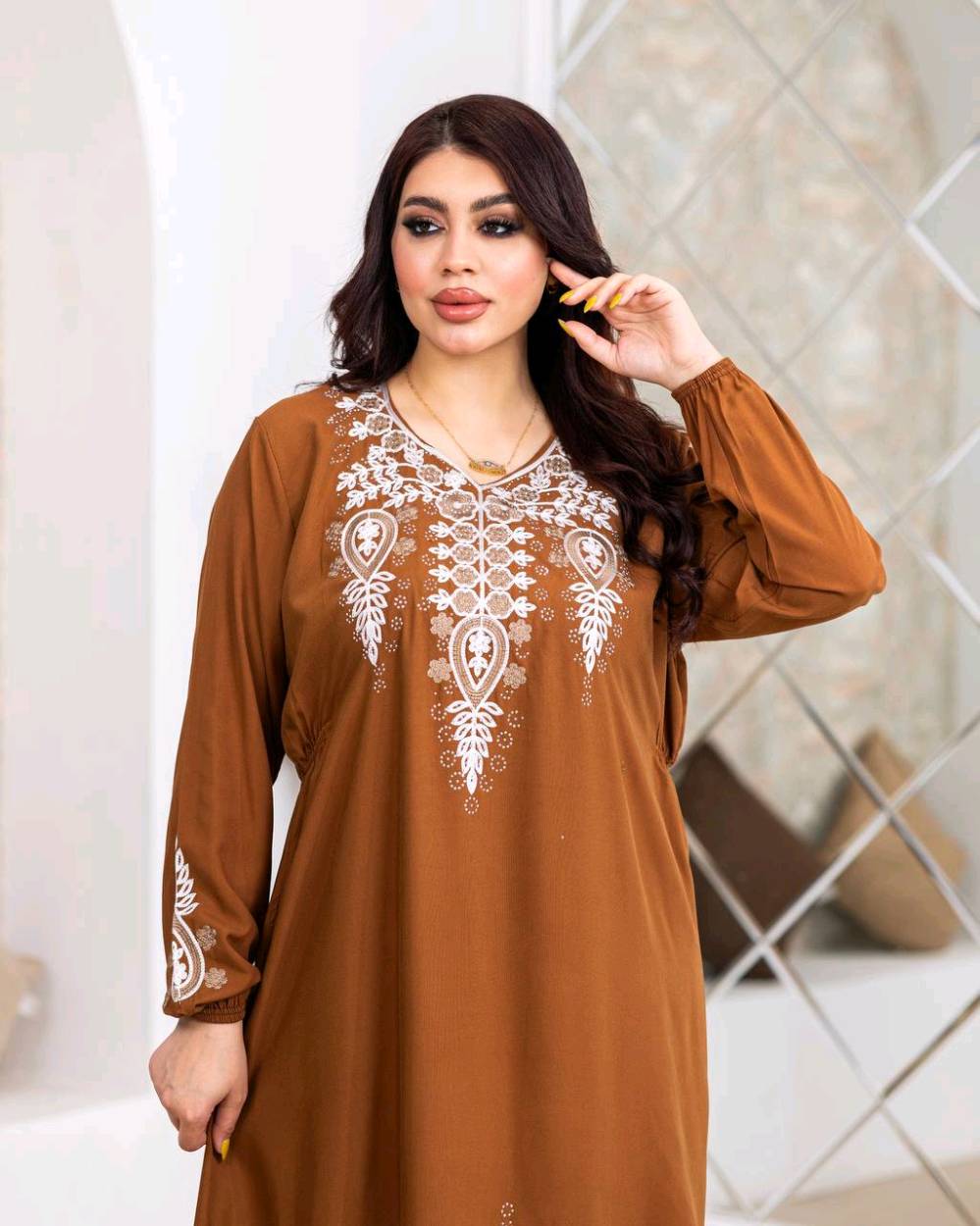 😍#جديدنا_وصل😍

 دشداشه  نسائي  مخور 🥰 
تطريز+ ستراس 

#الخامايه_قطن_مراسي_مصري

القياس.   2x 3x 
التوصيل بغداد 5 🚗🚗🚗
المحافظات.  6 🚌🚌🚌
للحجز والاستفسار واتساب ***********