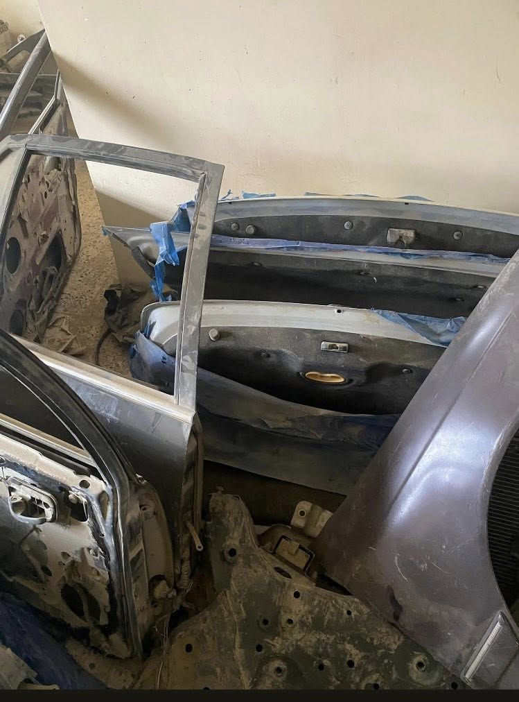 السلام عليكم متبقي اغراض حاوية بوب وصناديق ونواعم افانتي وريو وجامرلغات سيارات قديمة النترا سيفيا سوناتا عزيزي لايوجد محركات اوحدادية ملاحظة البيع الاغراض كلها ماابيع مفرد للاستفسار *********** بعقوبةبسعر مناسب جداالبيع كل
