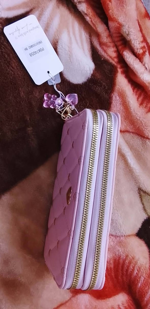 جزدان السعر 10الاف


**إذا كنت صاحب هذا الإعلان وتريد حذفه لأي سبب، رجاءا أرسل رسالة إلى الدعم الفني**