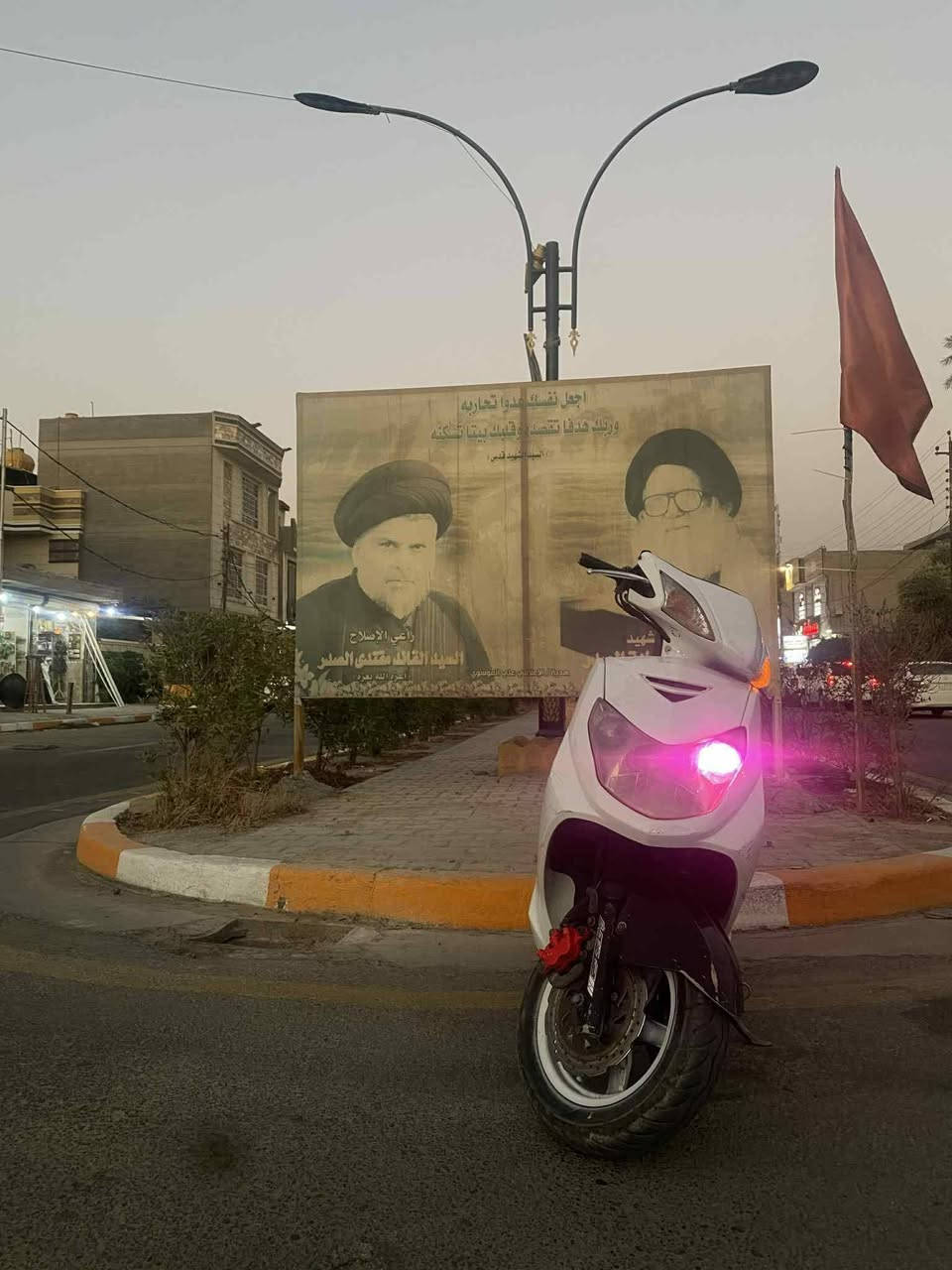 سلام عليكم سنكس للبيع دراجه شلعه و معدل محرك رياضي  58 ونص ؛السعر ٦٠٠وبيه مجال مكاني بغداد المحموديه الاتصال على ***********/‏‪0785 845 7096‬‏
