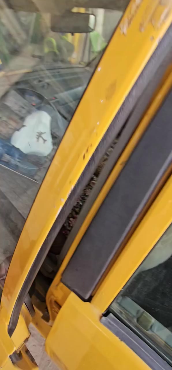 السلام عليكم
سايبا 2011 معمره جديد مكينه او كير مكفولات كهربائيات شغاله حداديه جديده اماميه وخلفيه دعاميات الاماميه والخلفية جدد مصفره هيئه وغرامات سنويه حد 2027 راعيها موجود السعر 20 او بيها مجال مامتواجد على الفيس *********** مكاني حله تقاطع العلويه شريفه.   رقم بغداد ألماني
