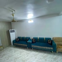 ٤ قنفات • ٢ كراسي • نضيف كلش