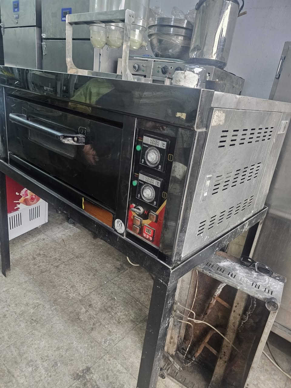 وصول وجبه جديده من المستخدم شبه الجديد نظافه٩٠%بنصف سعر الجديد مع ضمان لجميع الاجهزه وخصم لتجهيز المطاعم والمشاريع الجديده للاستفسار ابو نمر***********
