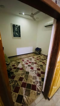 حي أور الثانية • ١٠٠م ركن • طابقين مسلح