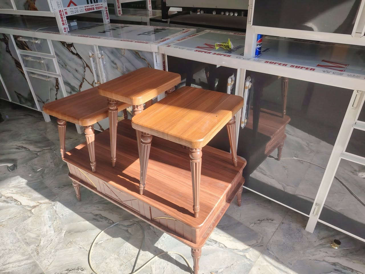 بسم الله والصلاة والسلام على رسول الله تم وصول حاوية كاونترات جزامات بوفيات كناتير خشب شغل عراقي ديوان شغل درجة أولى ضمان  🌹 🌺
يوجد مراوس كاونترات قديم بجديد 🌺🌹 
العنوان هيت شارع القائم مقامية قرب مجمع العيساوي😊 لتنزيلات *********** واتساب 🌹
