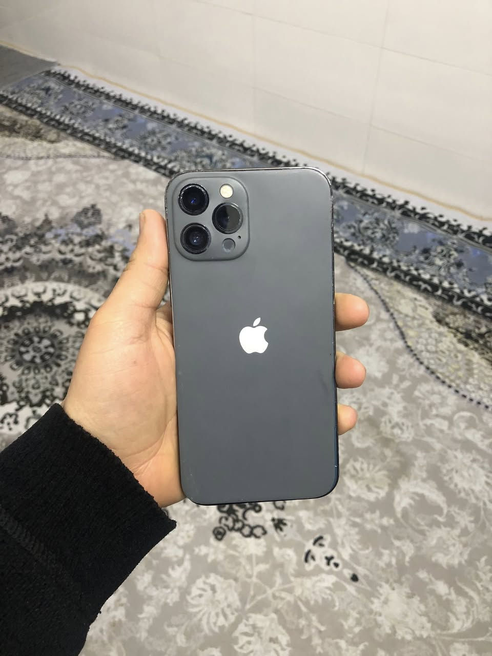 سلام عليكم اخوان
ايفون ١٢پرؤ ماكس
مبدل شاشه بشرط ٢٤ساعات
بتاري بلاد ٧٢ 
زاكيره ٢٥٦گيگا 
شاشه بيها نقته اسود شيوه بشرط 
او بيها مكسور خفيف 
فيسبوك او انيستاگرام مايشتغل  باند
فيس ايدي واگف 
او كل يشتغل بسعر مناسب تعال خاص 
ايفون ١٢برؤ ماكس 
شاشه ي گوراوه به هيج كيشه ي نيه يه 
نوقتيكي له شاشه هه يه به شه رتي زياد نه كات
پاتري نه گراوه به س هه توته خواري
فيس ئادي كار ناكات
فيسبوك و انيستگرام كار ناكات
توزيك شكاوي هه يه شاشه ي به لام كيشه ي نيه يه 
وه پشتي شكاوه 
به سعريكي گونجاو ويستت له خه زماتم 
***********
