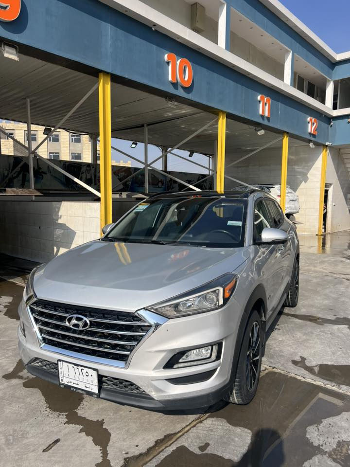 هيونداي توسان 2021
فول موصفات 
فتحة
بنوراما
بصمة 
رادار جانبي وامامي
تحديد مسار 
جنطة شفط 
كشنات جلد 
تدفئة كشنات
كشنات كهربائية
كامرات 360 درجة
حساس امامي خلفي
سايد بريك بصمة

حادثة قطعة وحده فقط بنيد بدون لغود ولا شواصي
السعر 175 
للاستفسار ***********
