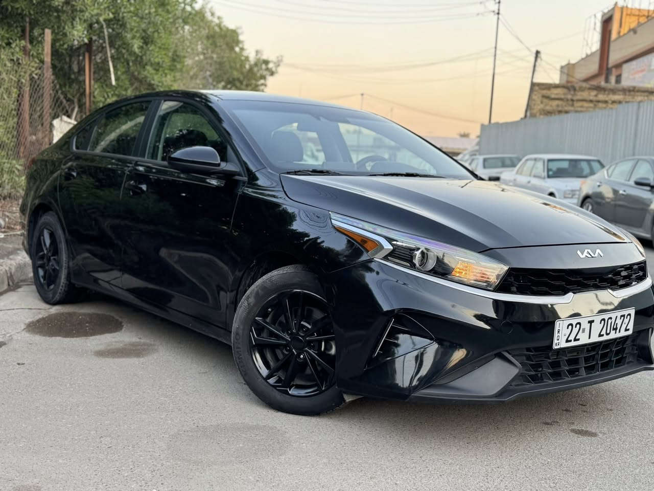 سلام عليكم
للبيع كيا فورتي 2024 ترقيم جديد 
مكانها بغداد 
شراي يتصل *********** 
مكينه 2000 دوش 
مواصفات اعتياديه 
ماشيه 40 
السياره جديده كلش وبدون ايرباك 
بدون دواخل بيها فقط بنيد مبدل
سعر 150
