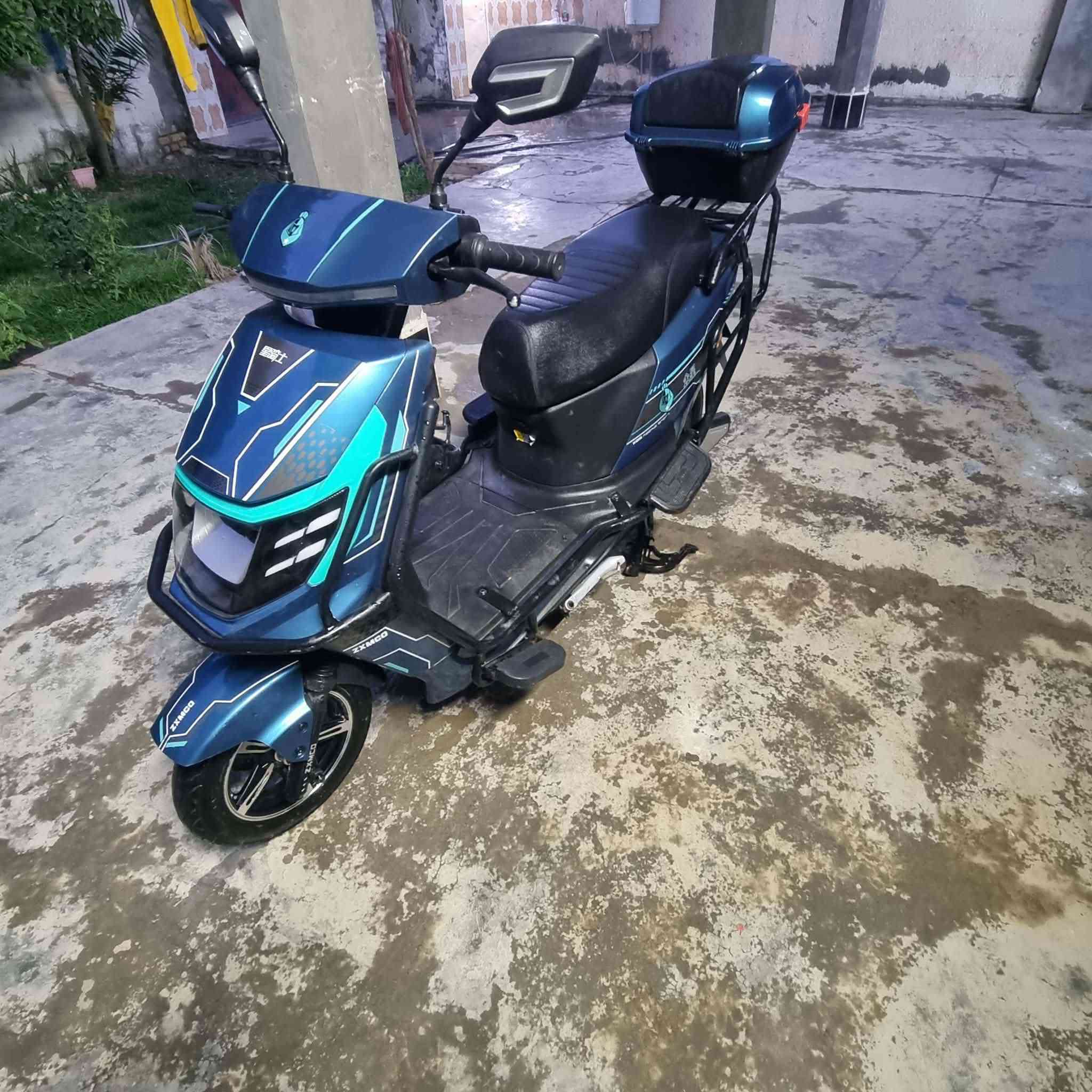 سلام عليكم دراجة شحن للببع 6 بطاريات اخت لجديدة السعر 800 وبيهة مجال بصيط رقم الهاتف ***********
