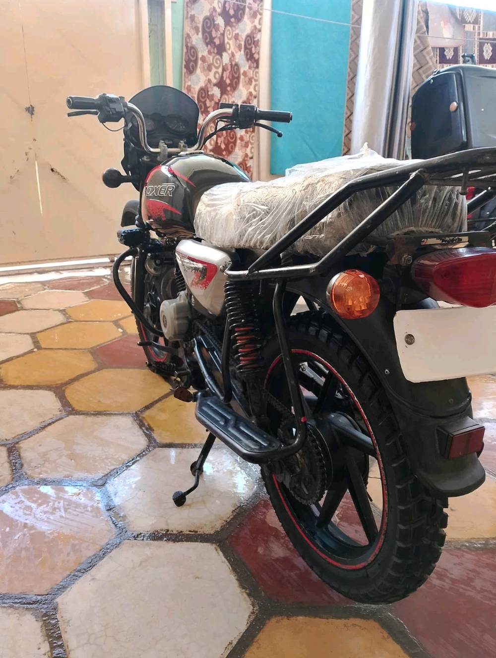 بوكسر للبيع موديل ٢٠٢٠ مجفته مره وحده