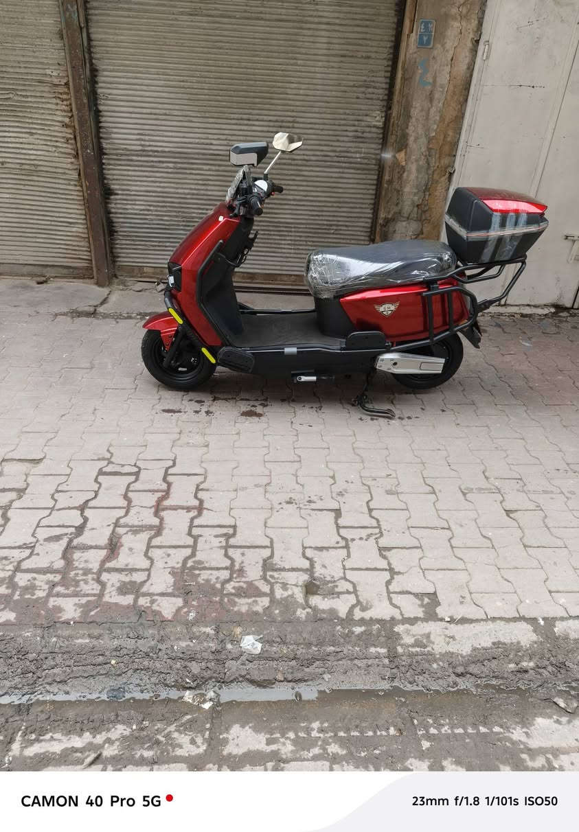 سلام عليكم  دراجه شحن  البيع  ست بطاريات دبل    العنوان بغداد كفاح دراجه حيل نضيفه 850 وبيه مجال الاستفسار  عل رقم  ***********
