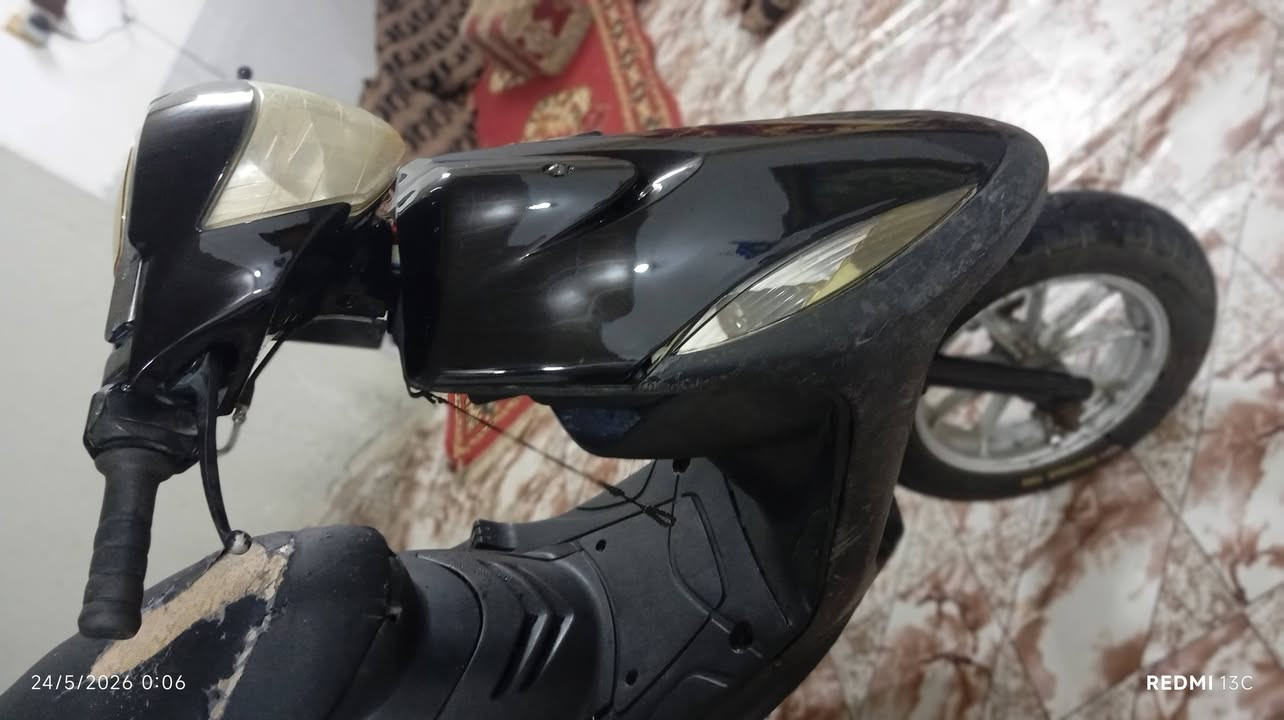 سلام عليكم دراجه ماكس عدله نضيفه كلشي شغال هندر واحد مكينه ماتنسمع السعر 450بيه مجال


**إذا كنت صاحب هذا الإعلان وتريد حذفه لأي سبب، رجاءا أرسل رسالة إلى الدعم الفني**