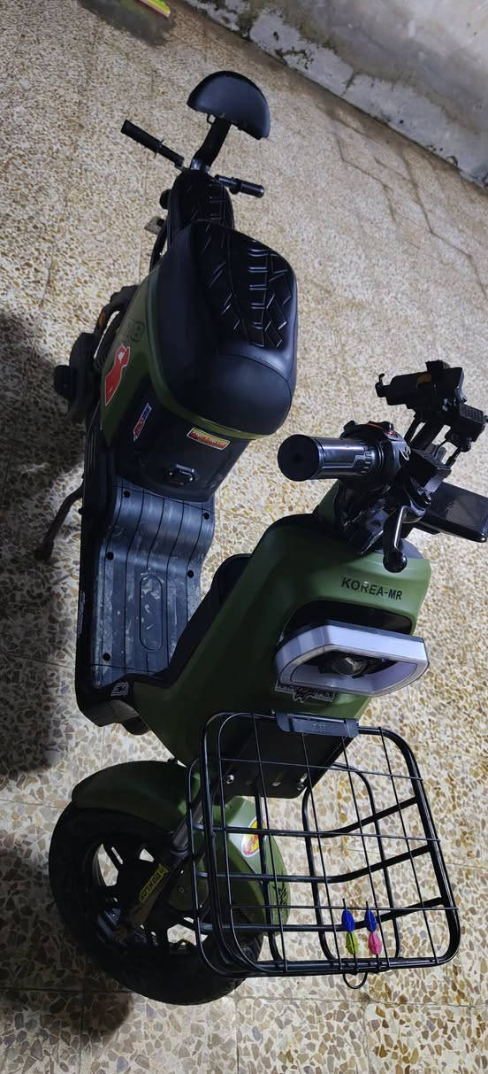 ماطور شحن ار8
كلشي شغال بي ونضافه95%
السعر 450وبي مجال 
العنوان الموصل الرشيدية قطاع السادس يم المقبرة للاستفسار الاتصال على الرقم غير متواجد عل فيس 
***********
***********
