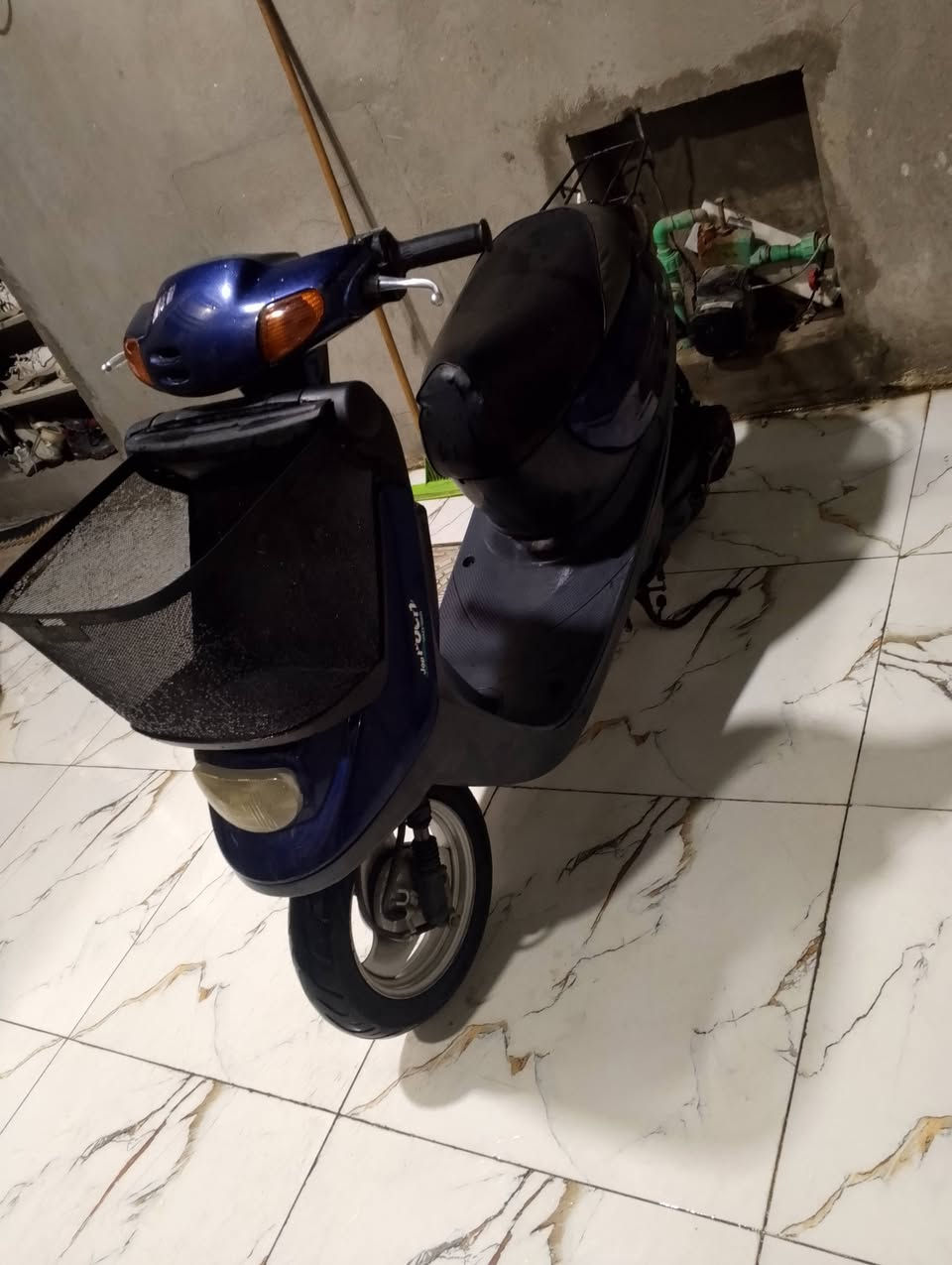 سلام عليكم للبيع منغولي كفالة عامه من كلشي شلعه ومعدل قويه كلش الدراجه مابيه برغي نقص اخت الحاويه جديده كلش كفراته بلاديه كلشي بيه بلادي مكاني كربلاء حي العامل 
السعر 800 وبيه مجال ان شاء الله 
الاتصال
***********
