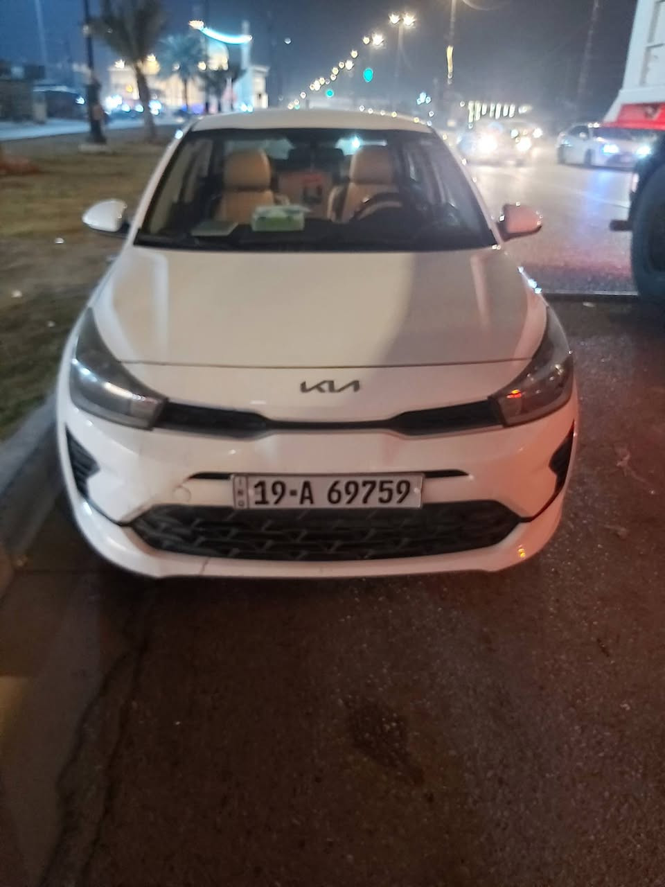 السلام عليكم 
كيا ريو مديل ٢٠٢٣ رقم معوقين وكاله عامه شرط التحويل  كربلاء ماشيه ٦٤ ميل بيه قطعة وحده صبغ فقط البنيد وبيه جاملغ السياق بي بارد الباقي كفاله عدا ملاحضات بسيطة كير مكينه كفاله  السعر ١١٥ مكان كربلاء *********** واتساب او اتصال

