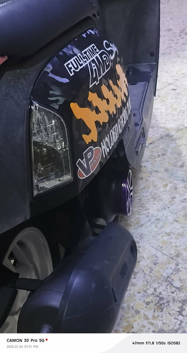 بوليسي نوزل مامفتوحه 
بيه تزويد 
دبلات ارجي إس 
لون أحمر موشمه للجماليه
الرقم ***********
