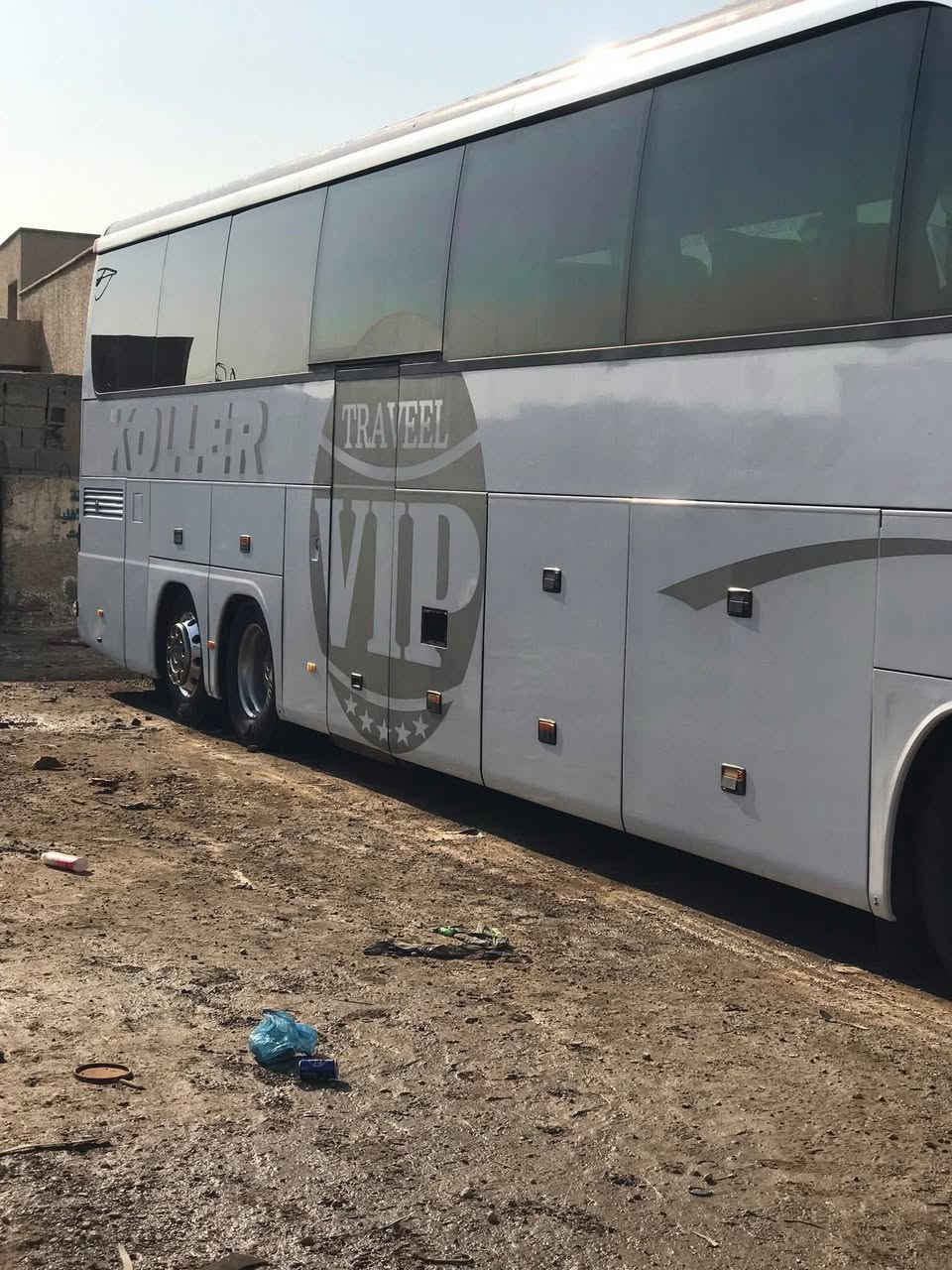 سلام عليكم باص ام السيوف حجم ١٧ في ابي عدد المقاعد ٤٧ نفر مكينه حجم ٨ كير عادي تخم تاير صدر امامي خلفي جديد كلج جديد تبريد زعانف موديل ٢٠١٠ واقع حال رقم كركوك علما السياره بيه فحص ترقيم وبيه ستماره حجز السعر ٧ وبيه مجال التواصل على رقم ***********
