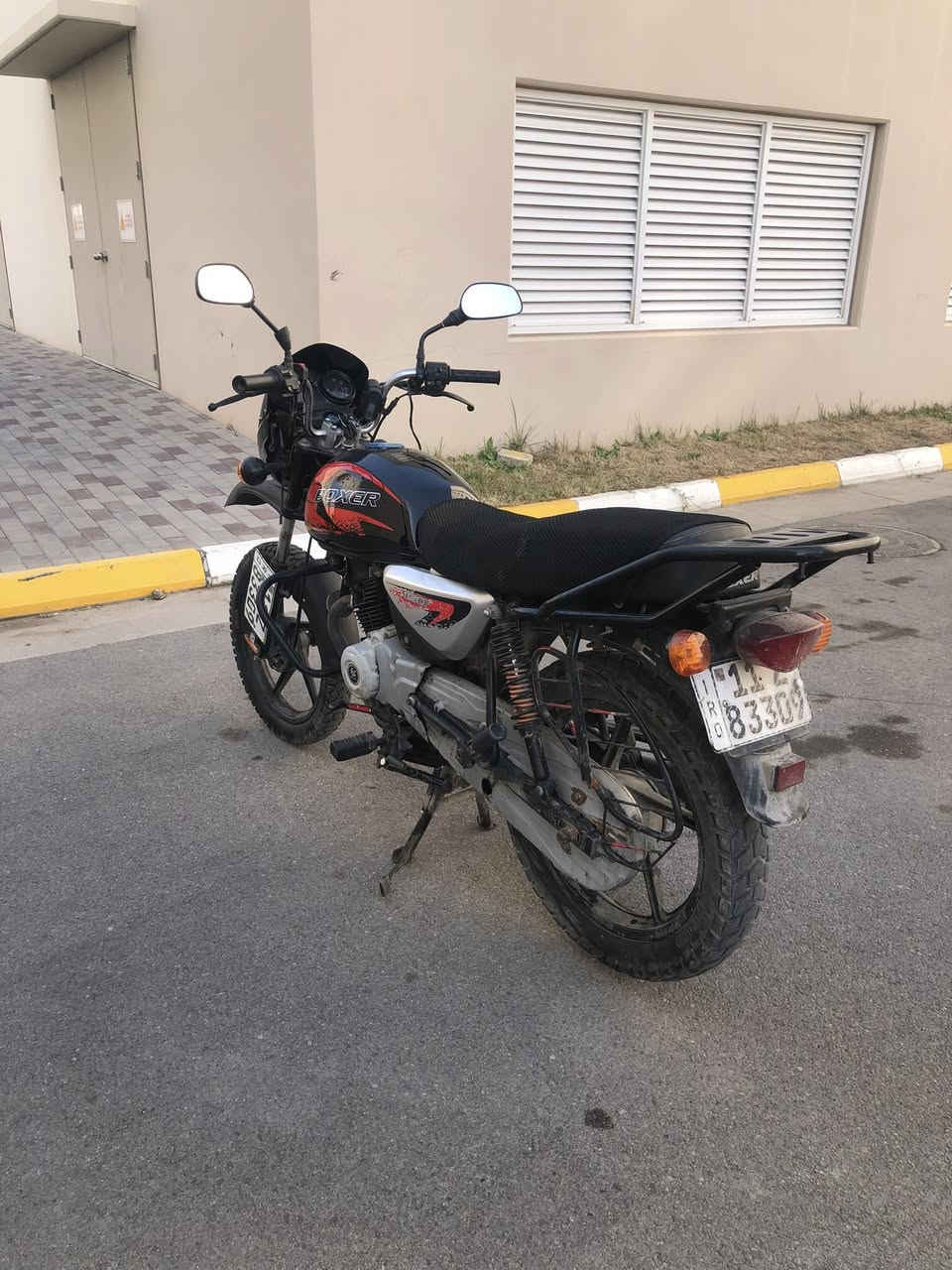 سلام عليكم بوكسر لبيع مديل 2021 مرقم بغداد بسمي تحولي ثاني يوم دارجه نضيفه جبلي كامله  سعر 1700 وبيه مجال لطيبين بكاني بغداد بسمايه رقمي ***********
