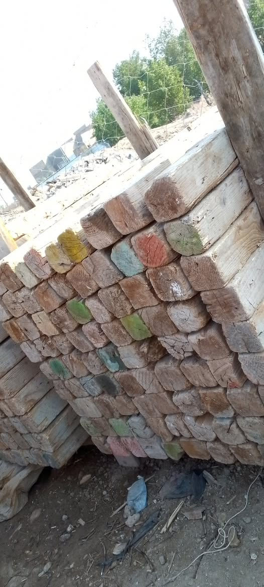 سير للبيع طول ثلاثه في ثلاثه واثنين في اربعه من ابو المترين وجوه رقم الهاتف ***********
