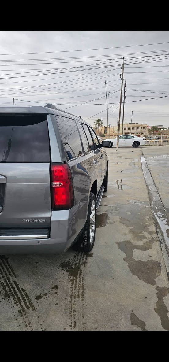 تاهو موديل 2020 ( بــريــميــر  ) وارد امريكي حادثه سرقه بنيد وجاملغين بدون دواخل بدون ارباك فقط والباقي مكفوله ماشيه 106 الف كم حقيقي
حالة السيارة ممتازه صيانه 100% 
‎فول مواصفات 1/1 
داخل ابيض المرغوب
8V 5.3 محرك
‎سلايد (فتحة قمارة)    
‎كراسي كهرباء+جلد
‎كراسي خزن(ميموري)
‎كراسي تدفئة+تبريد
‎كراسي خلفيه كهرباء
‎كراسي خلفيه تدفئة
‎تبريد خلفي شاشه
‎شحن الهاتف لاسلكياً
‎رادار امامي+رادار جانبي
نظام الحفاض على مسار السيارة
قيادة ذاتيه
‎كروس سرعه
‎خمس بصمات
‎فول تحكم استيرن(جهتين امامي+جهتين خلفي
‎استيرن كهرباء
‎استيرن تدفئة
‎شاشه عرض الأعطال 
‎صندوق كهرباء(شفط)
‎فتح صندوك تلقائياً عن طريق القدم
‎دبل گير(عادي+اوتوماتيك)
‎دبل حساس(امامي+خلفي)
‎نظام تحكم بمستوى الضوء الداخلي
‎مانع تزحلق
‎پدل كهرباء (تحكم كهربائي بالبريك و البنزين)
‎نظام فتح الابواب لاسلكياً
‎شاشه اماميه كبيرة اصلية
‎كامره خلفيه 
‎تشغيل عن بعد
‎قاصة سرية
‎مري كهرباء(شفط) اشاير بالمري 
علامه ضوء القمر لايت LED امامي LED
سيتم صوت ماركة BOSS السعر 378
للاستفسار ***********
