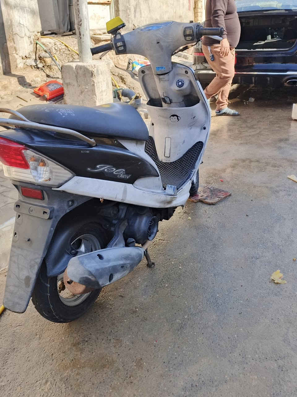 سلام عليكم دراجه ماكس منغولي صارلي 20 يوم من نازله من حاويه دراجه  دراجه ختم واحد وياه محرك كله عله ابلاد خير من الله شلعه معدل وكله شغاله كهربايات عداد شغال سعره850 بيه مجال قليل  شراي اتصال عله رقم وخاص موجود هم ***********
